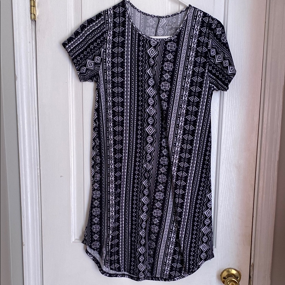 Black and white medium Women’s dress
